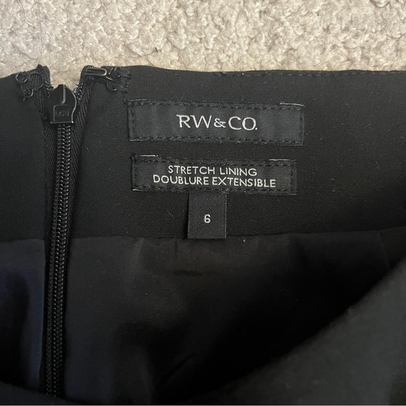 Black rw&co pencil skirt size 6 - Picture 2 of 3